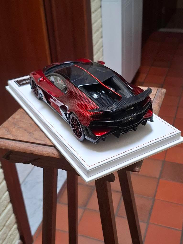 Bugatti Divo “Ladybug” – FC Models 1:18 (Limited 07/10)