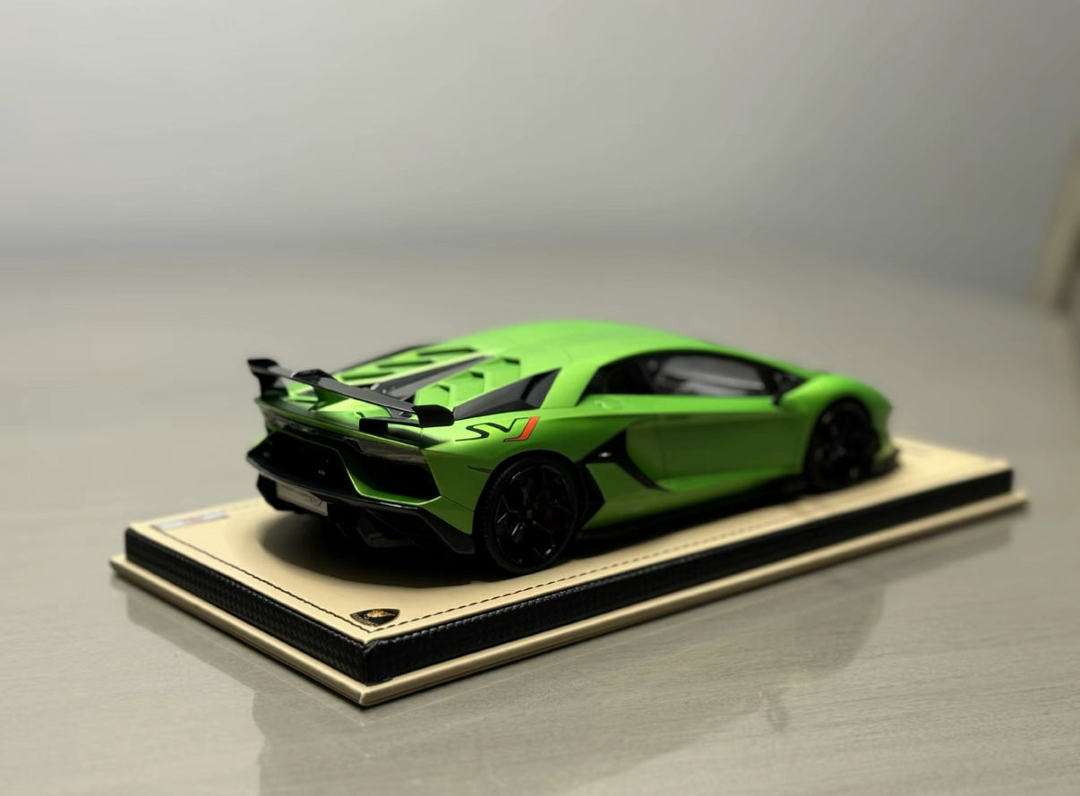 Lamborghini Aventador SVJ Verde Ithaca 1:18 MR Collection Models