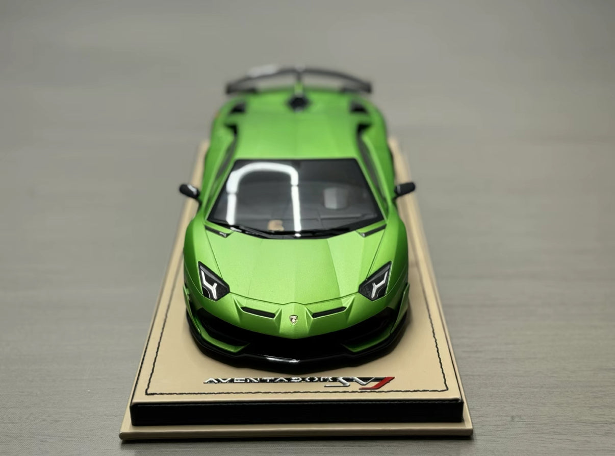 Lamborghini Aventador SVJ Verde Ithaca 1:18 MR Collection Models